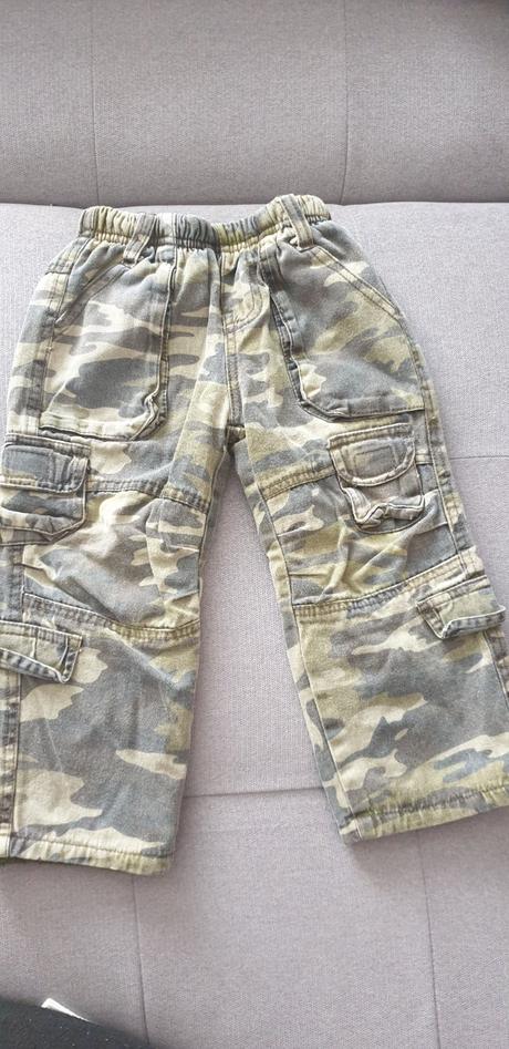 Zateplené maskáčové nohavice č.92-98, 98