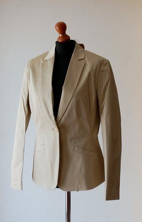 Elegantné bežové dámske sako (blejzer) 40 a 42, timeout,42