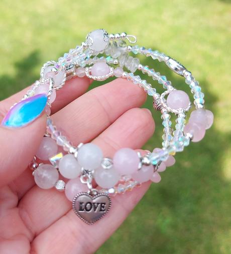 Náramok z minerálov pre rakov, býkov, váhy a ryby, 