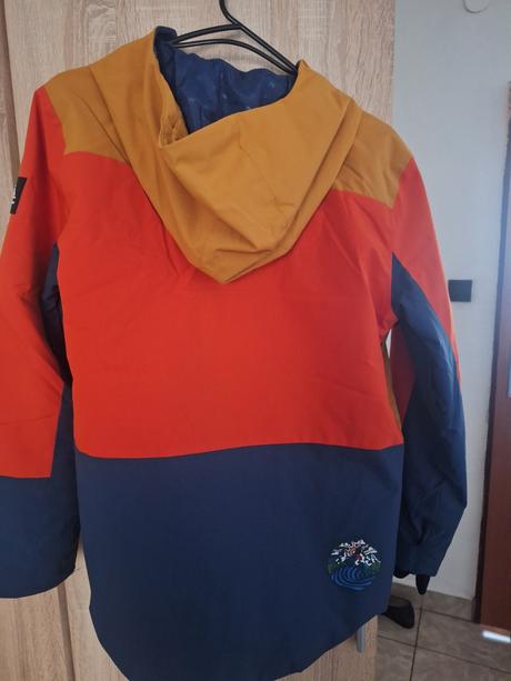 Zimná bunda, quiksilver,164