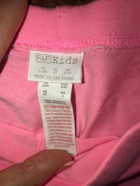 Leginy zn f&f na 3-4 rokov, f&f,104