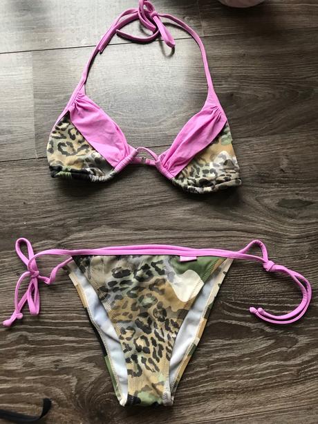 Maskáčové plavky zn. off limits, 38