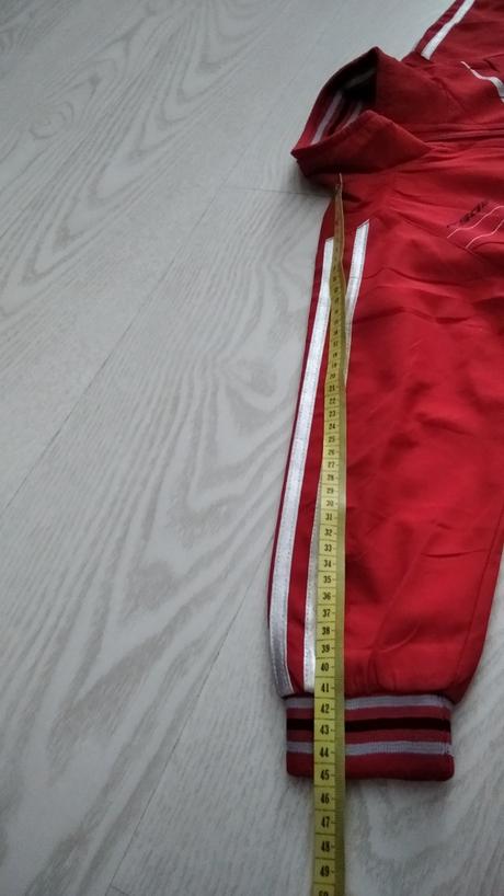 Šustiakova súprava, 104