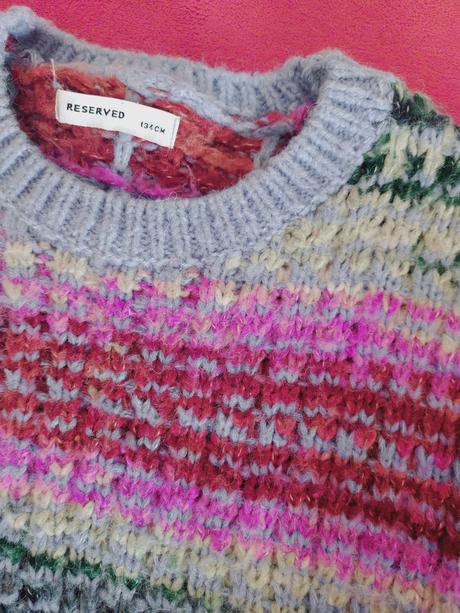 Sveter, reserved,134