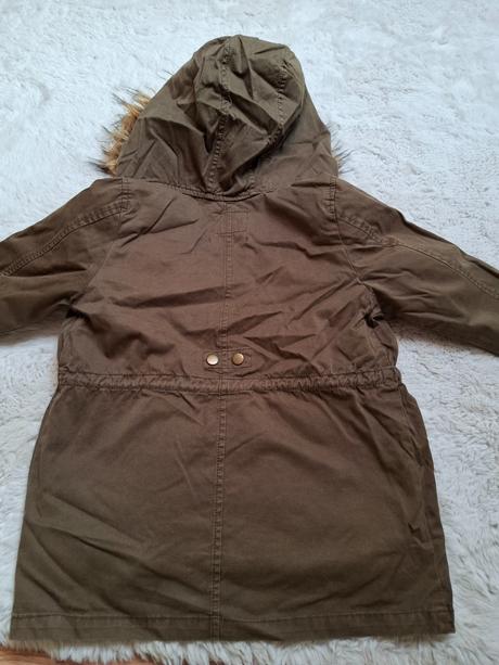 Prechodne bundy, zara,122