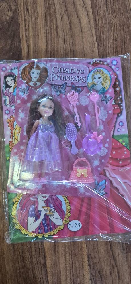 Predam destke časopisy aj s.hračkou, 