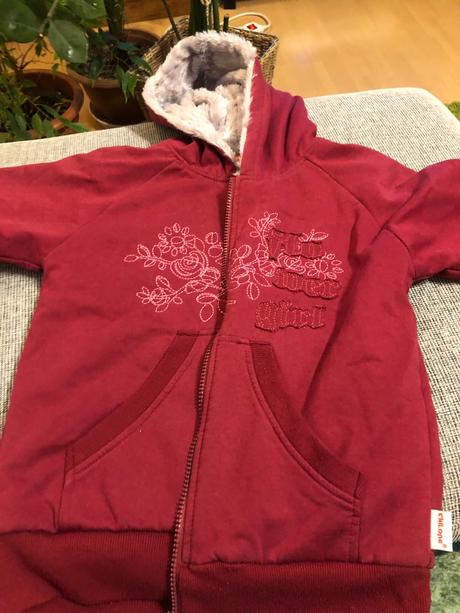 Mikina zateplena, 134