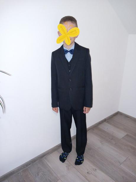 Chlapčenský oblek, 140