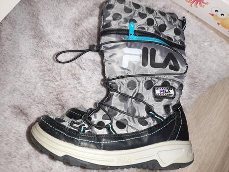 Snehule fila, fila,34