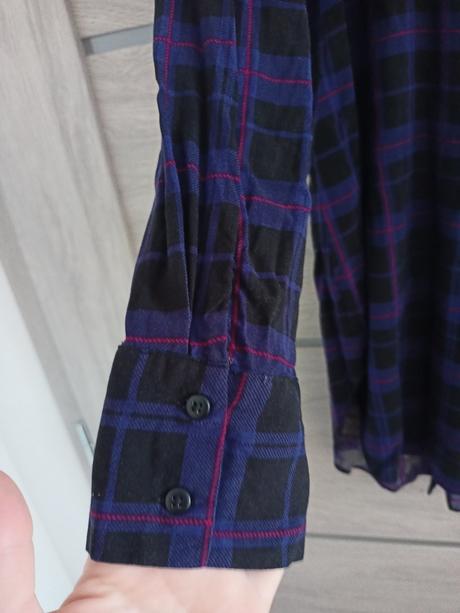 Košeľa uväzovanie č.42, 42