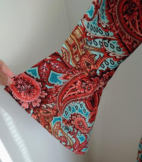 Boho maxi šaty s paisley vzorom, 48