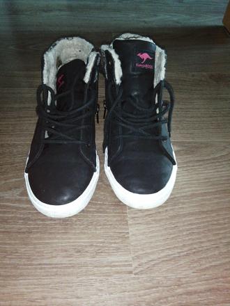 Zimne topanky, kangaroos,35