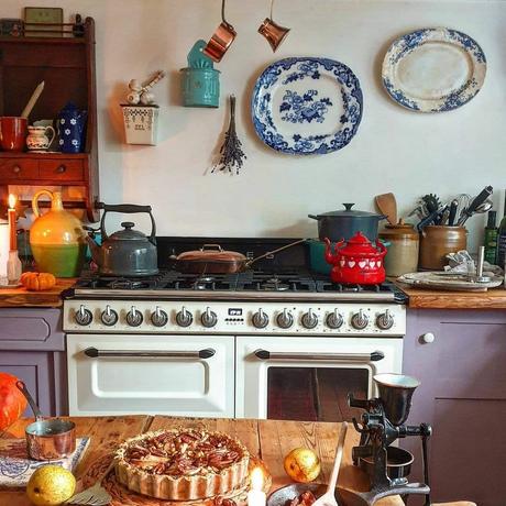 Hlboký tanier s kvetinovým vzorom, 