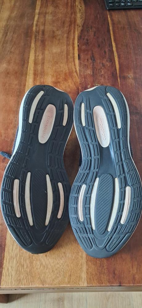Adidas 42, adidas,42