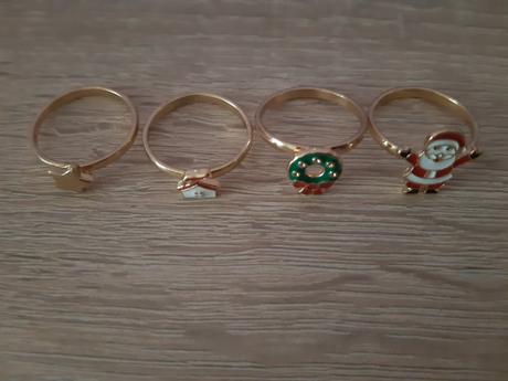 Vianočné prstene, sinsay