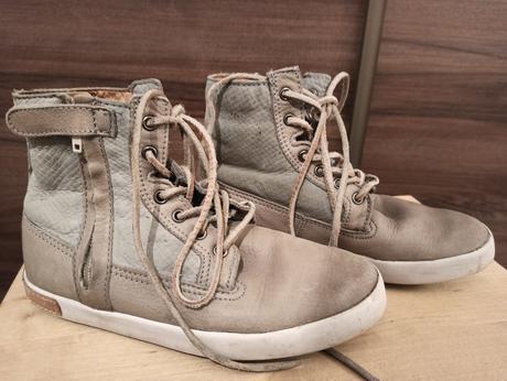 Kožené zateplené topanky, 34