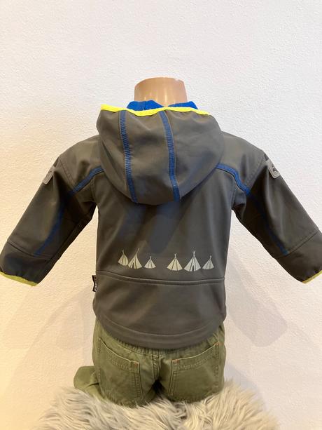 Chlapčenská prechodná vetrovka (92), 92