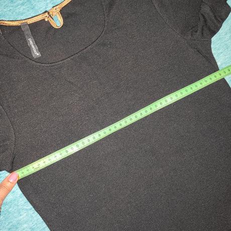 Zaujímavé šaty s, s