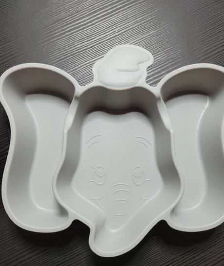 Prvé misky na jedenie pre bábätko + prvý príbor,