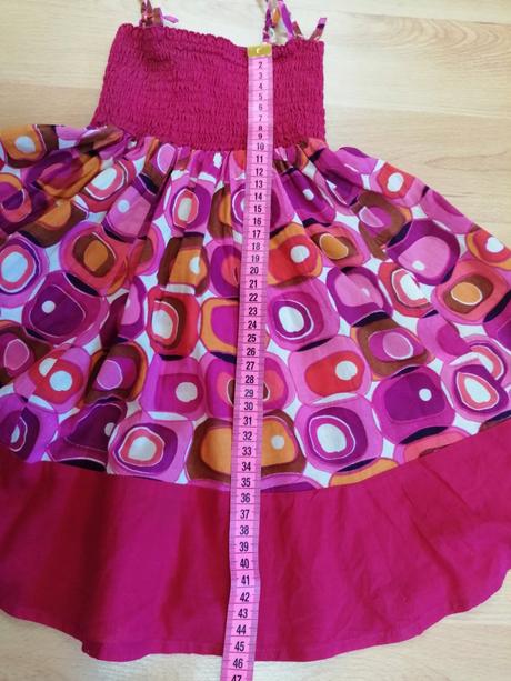 Nádherné šatičky, 92