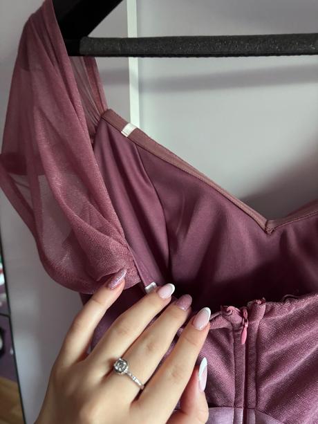 Ružové dlhé spoločenské šaty, m