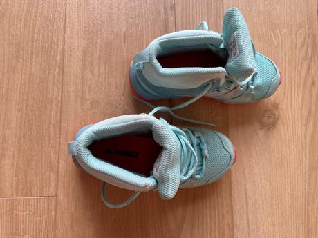 Turisticke topanky terrex, adidas,28