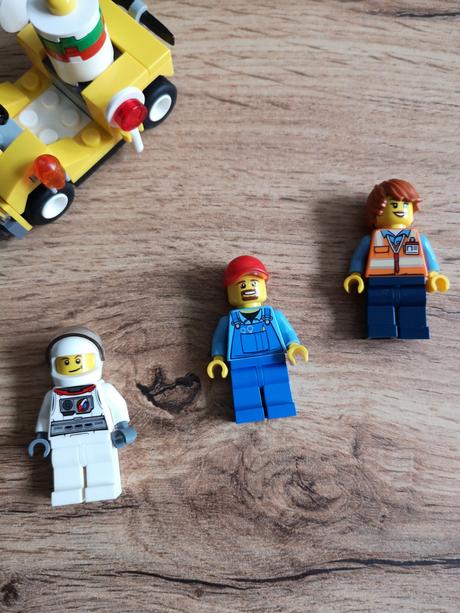 Lego city 60079 transportér pre prevoz raketoplánu,