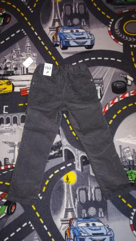 Menžestrove nohavice, c&a,110