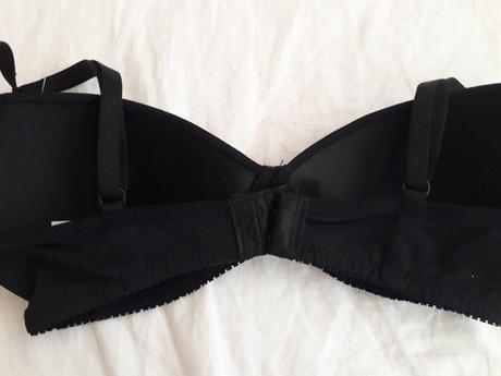 Čierna podprsenka, kik,65a