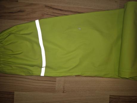 Nohavice do dazda, pogumovane, lupilu,122