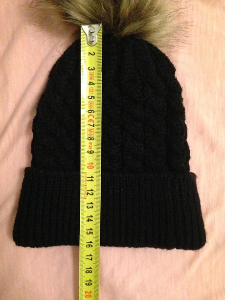 Čiapka s brmbolcom, 80