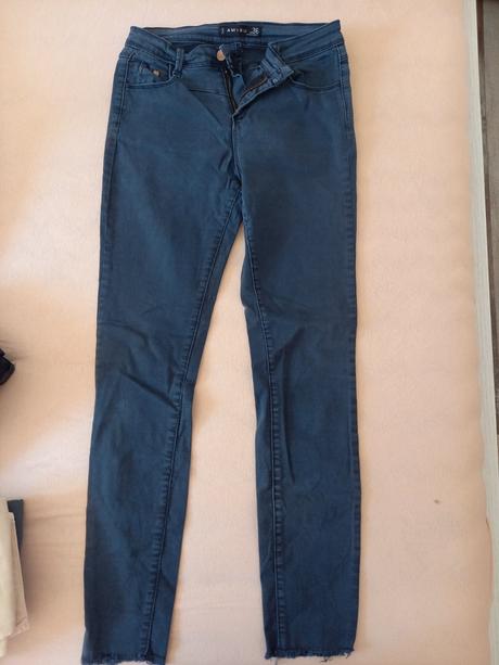 Tmavomodre rifle, amisu,36