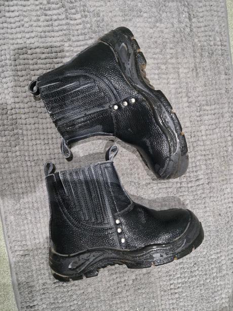 Obuv pracovna s ocelovou špicou, 40