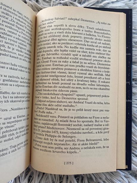 Stará retro juliette benzoniová fiora a pápež,