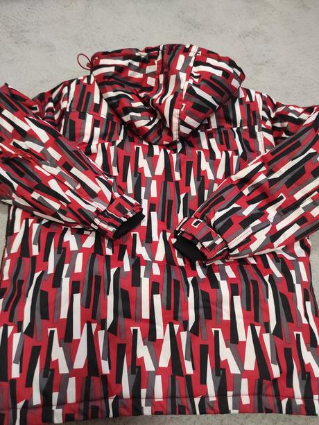 Lyžiarska bunda, 152