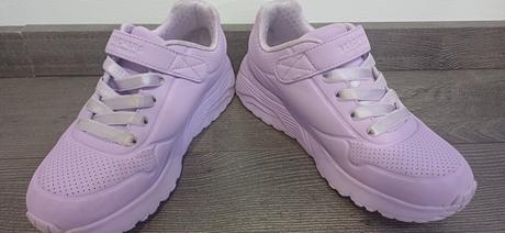 Skechers, skechers,33