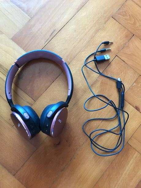 Slúchadlá akg y500, ružové,