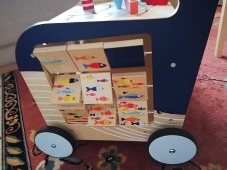 Drevené choditko velryba, 