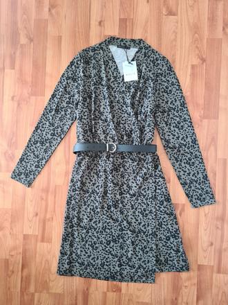 Šaty so zvieracím vzorom + opasok, mohito,42 / 44 / xl