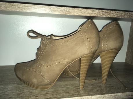 Béžové poltopánky, graceland,38