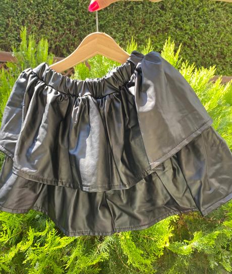 Detská koženková sukňa, 134