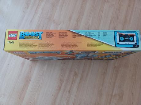 Tvorivý box lego boost,