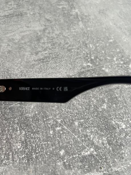 Dioptricke okuliare, versace