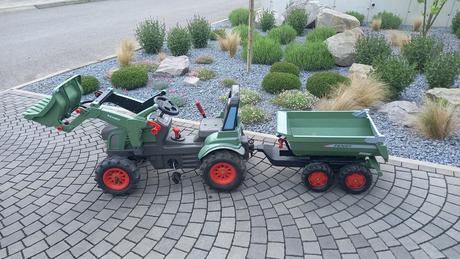 Detský traktor fendt,