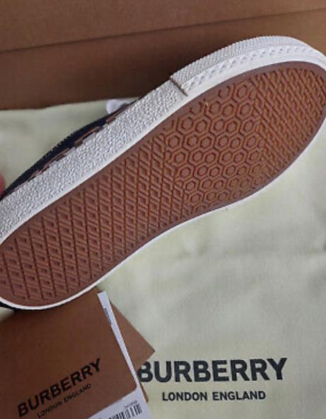 Burberry kids mini larkhall logo, burberry,32