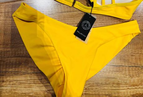 Krásne nové relleciga plavky - spodný diel, relleciga,m / s