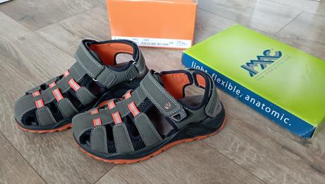 Športové sandálky (už s poštovným), 34