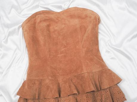 Luxusné kožené šaty apart, 38