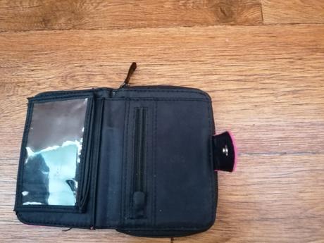 Dámska peňaženka, 