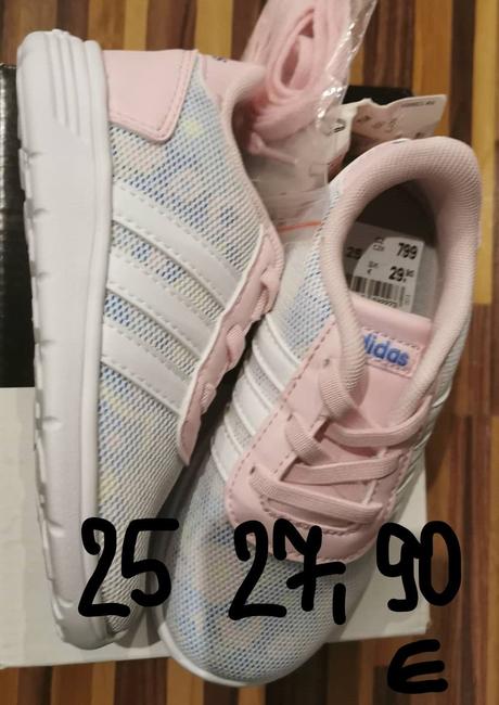 Nove, adidas,25